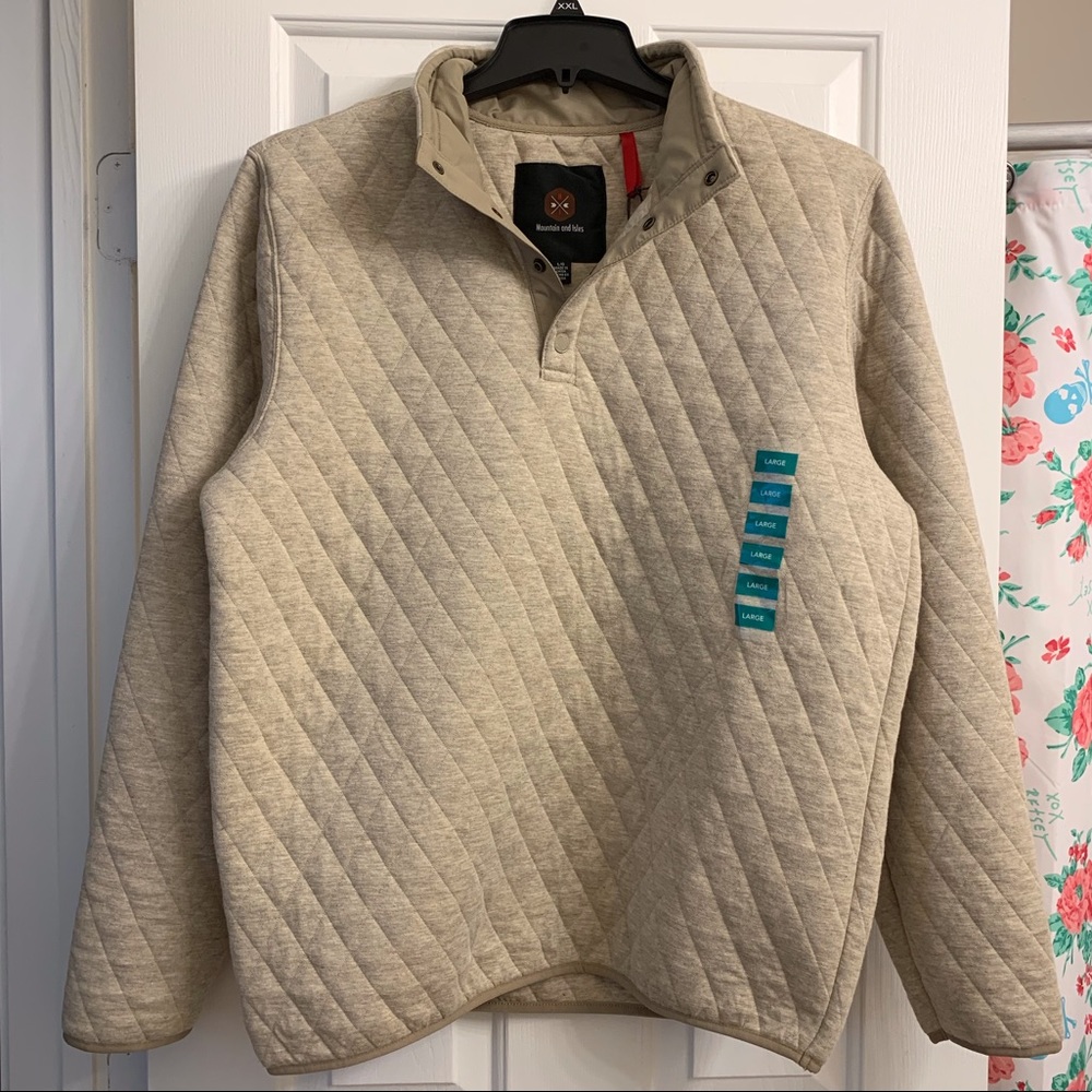 Mountain and Isles Quilted Top